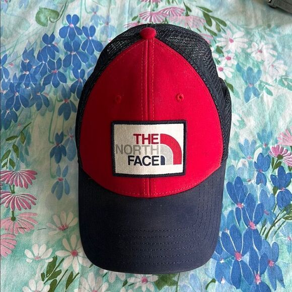 The North Face Other - The North Face Mesh Trucker Mudder Hat